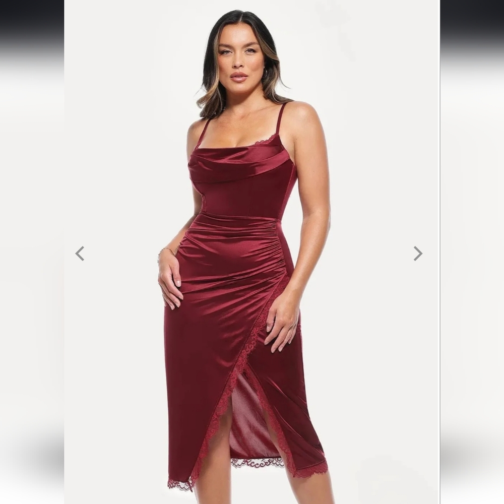 POPILUSH Shapewear Lace Trim Sculpting Red Burgundy Corset Style Midi - L NWT